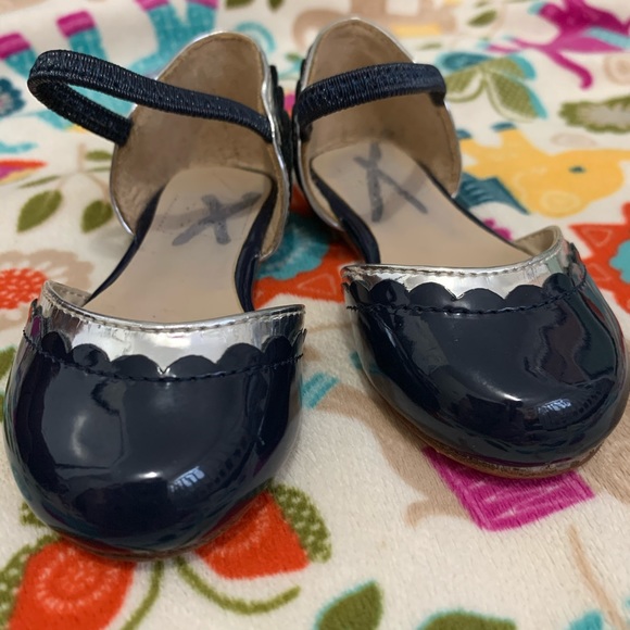 Janie and Jack dress flats in navy and silver - Picture 2 of 5